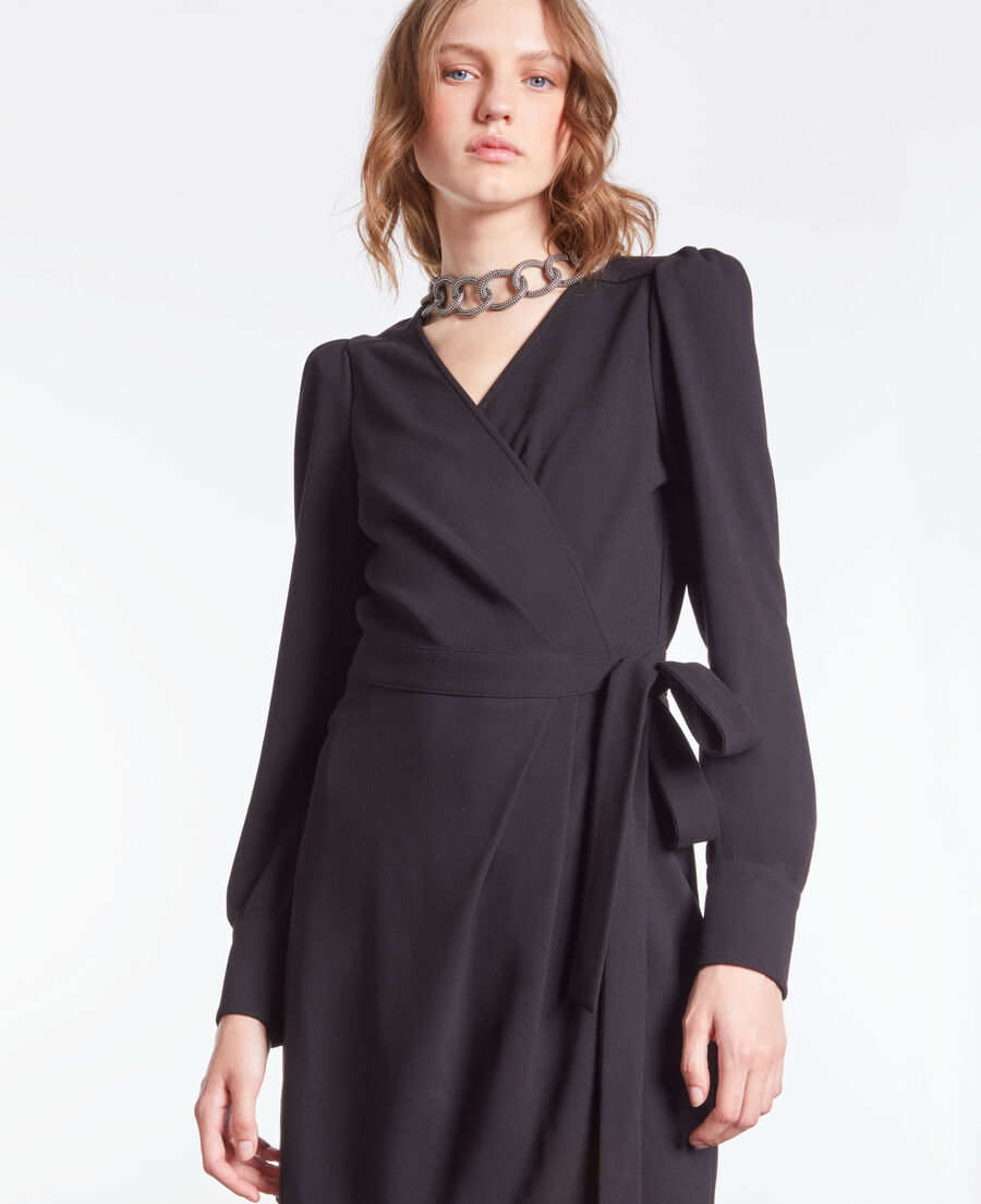 robe portefeuille courte noire en crêpe