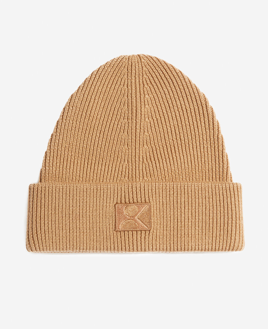 camel wool beanie with xl embroidered k patch
