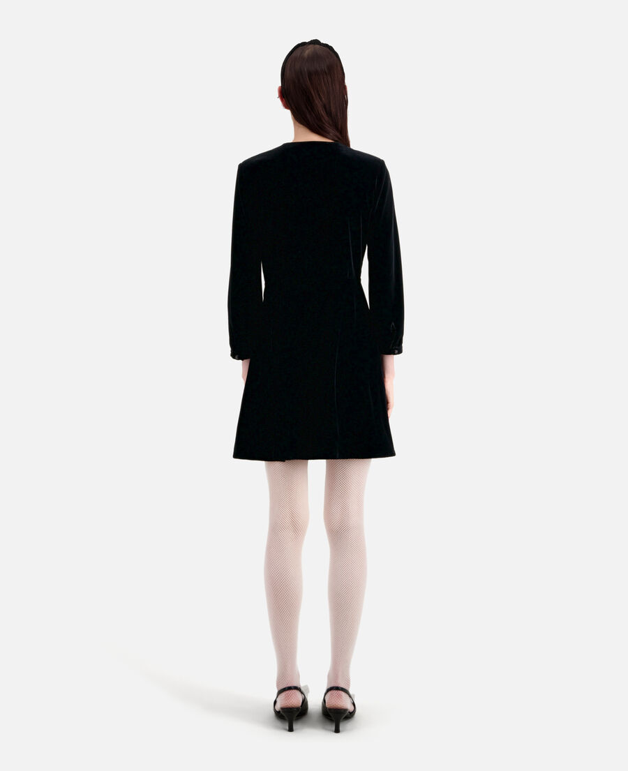 vestido corto negro terciopelo