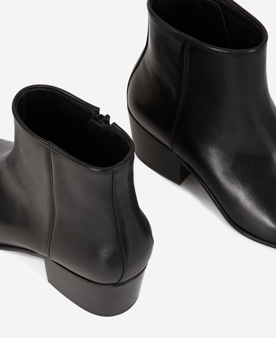 boots talon carré en cuir noir