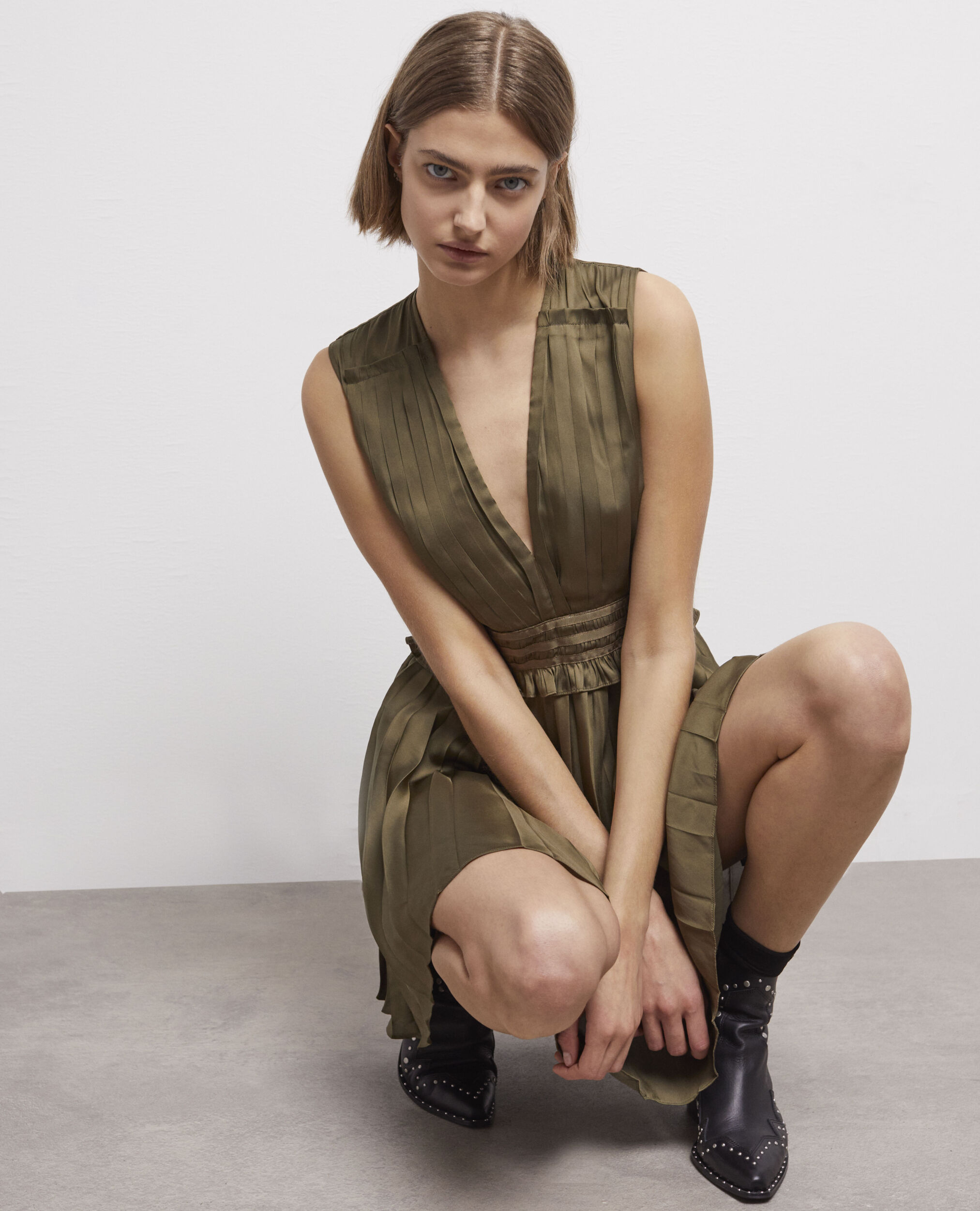 Kurzes Kleid in Khaki, OLIVE NIGHT, hi-res image number null