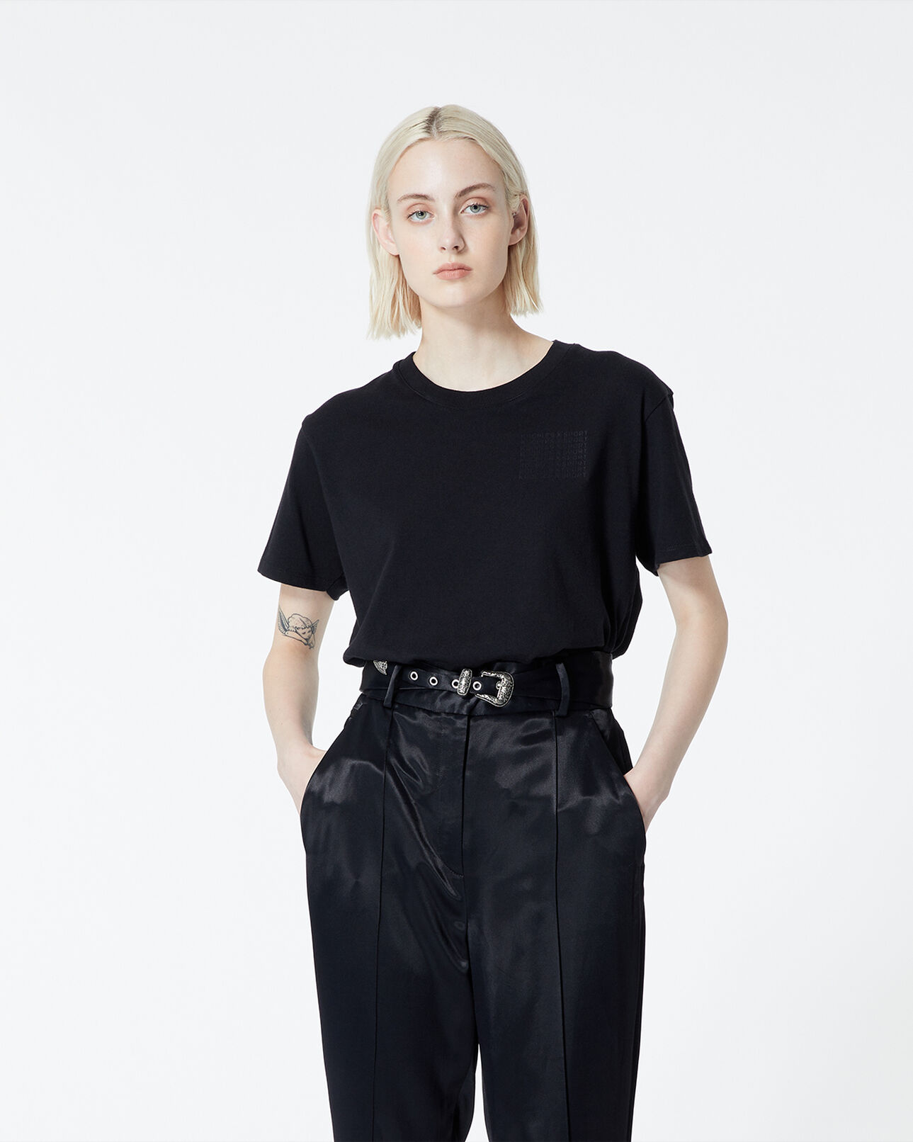 The Kooples FEMME BLACK t-shirt noir coton à logo embossé
