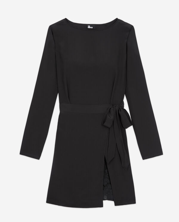 kurzes schwarzes seidenkleid