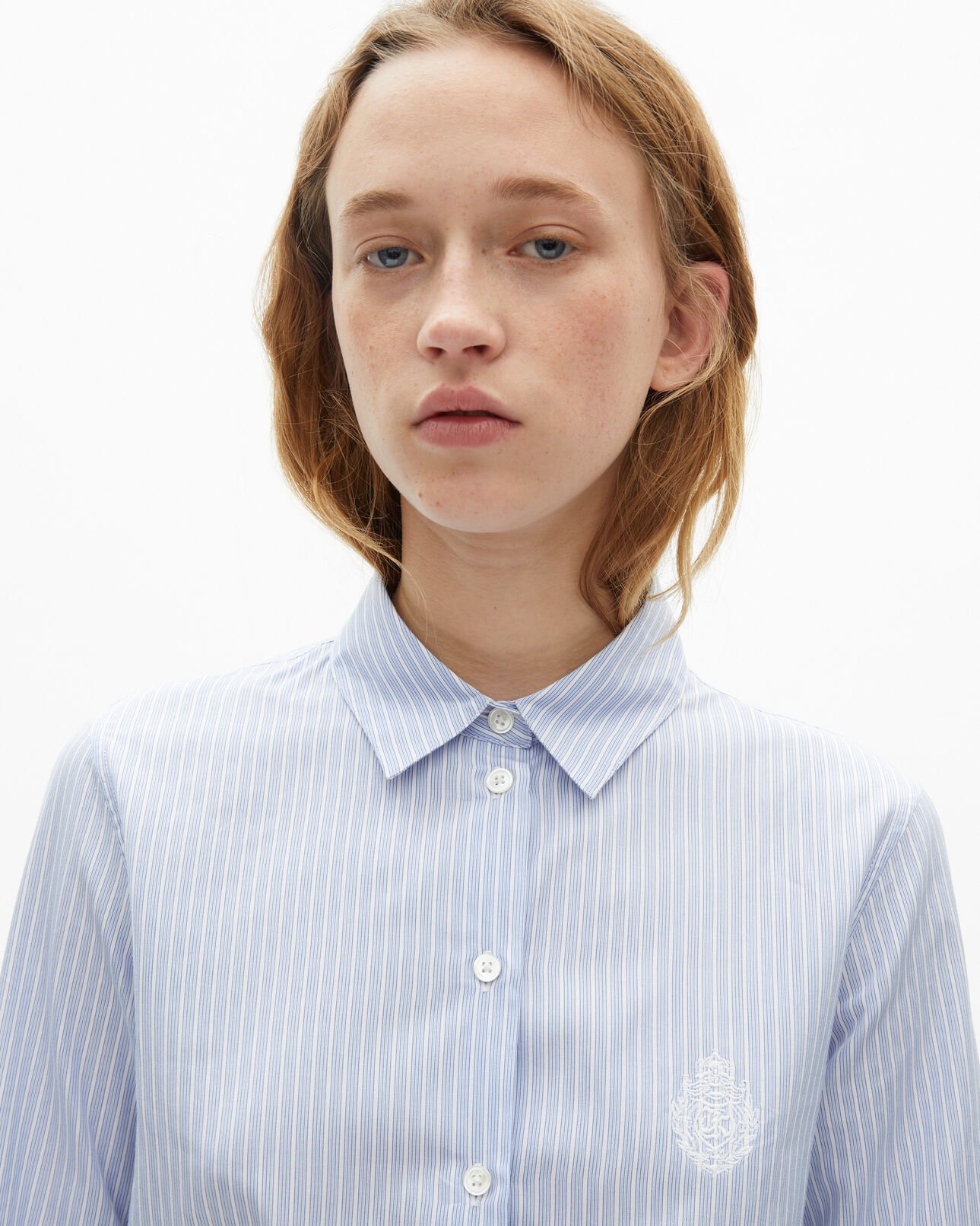 The Kooples FEMME BLUE / WHITE chemise à rayures en popeline bleue