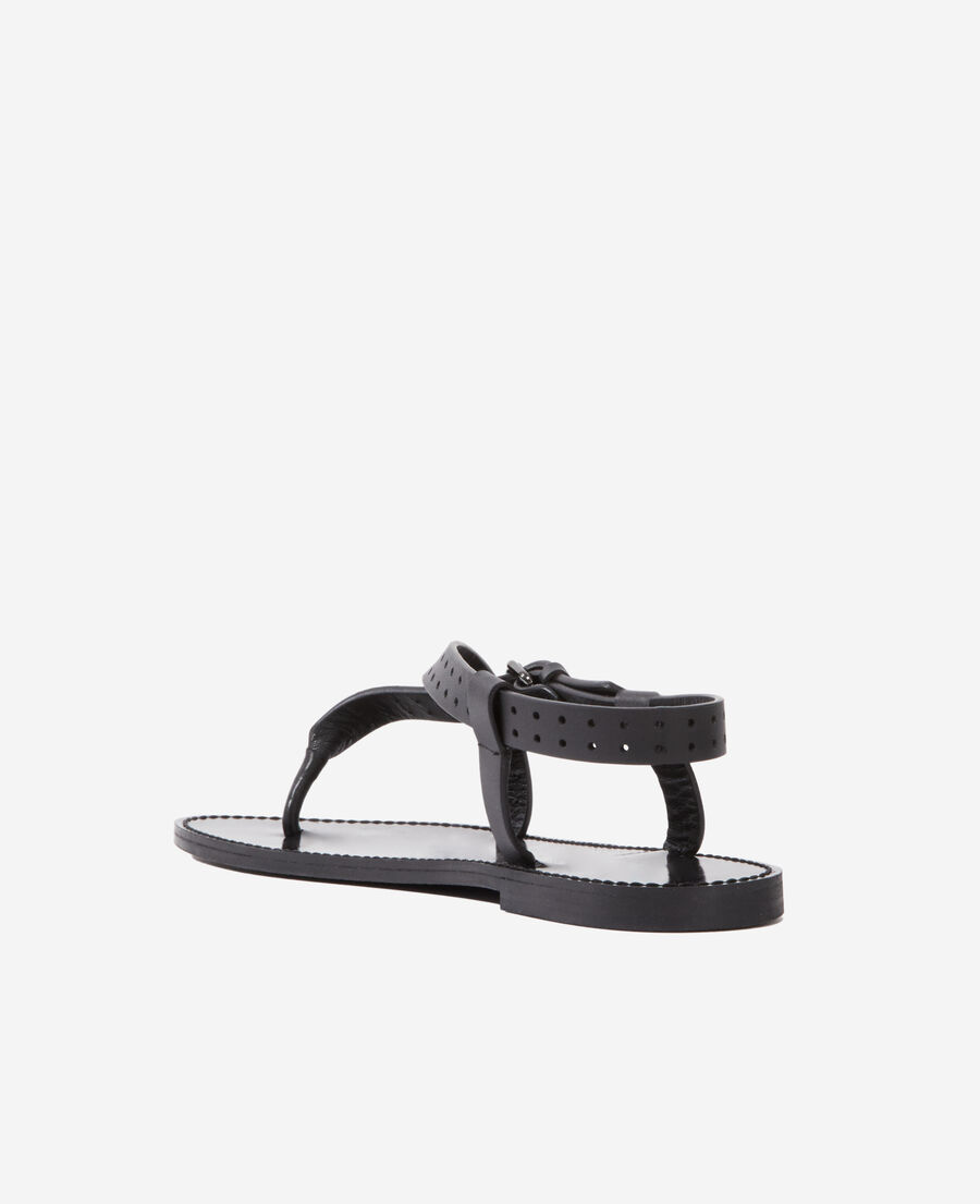 flache, schwarze sandalen