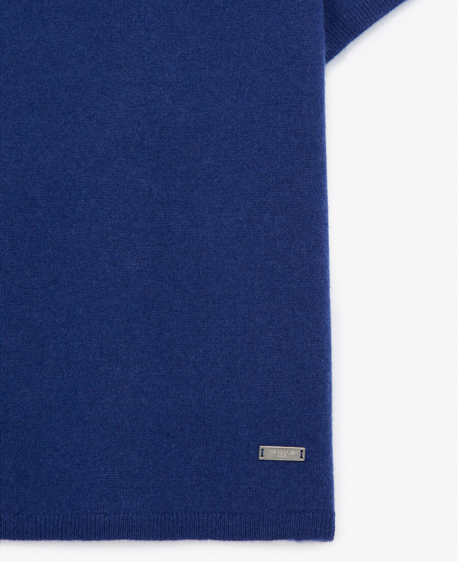 blue cashmere sweater with short sleeves