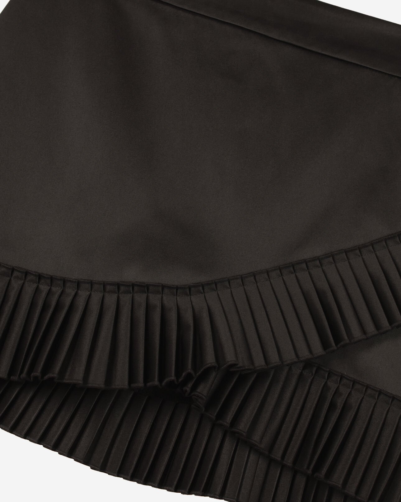 The Kooples FEMME BLACK jupe courte style portefeuille satinée noire