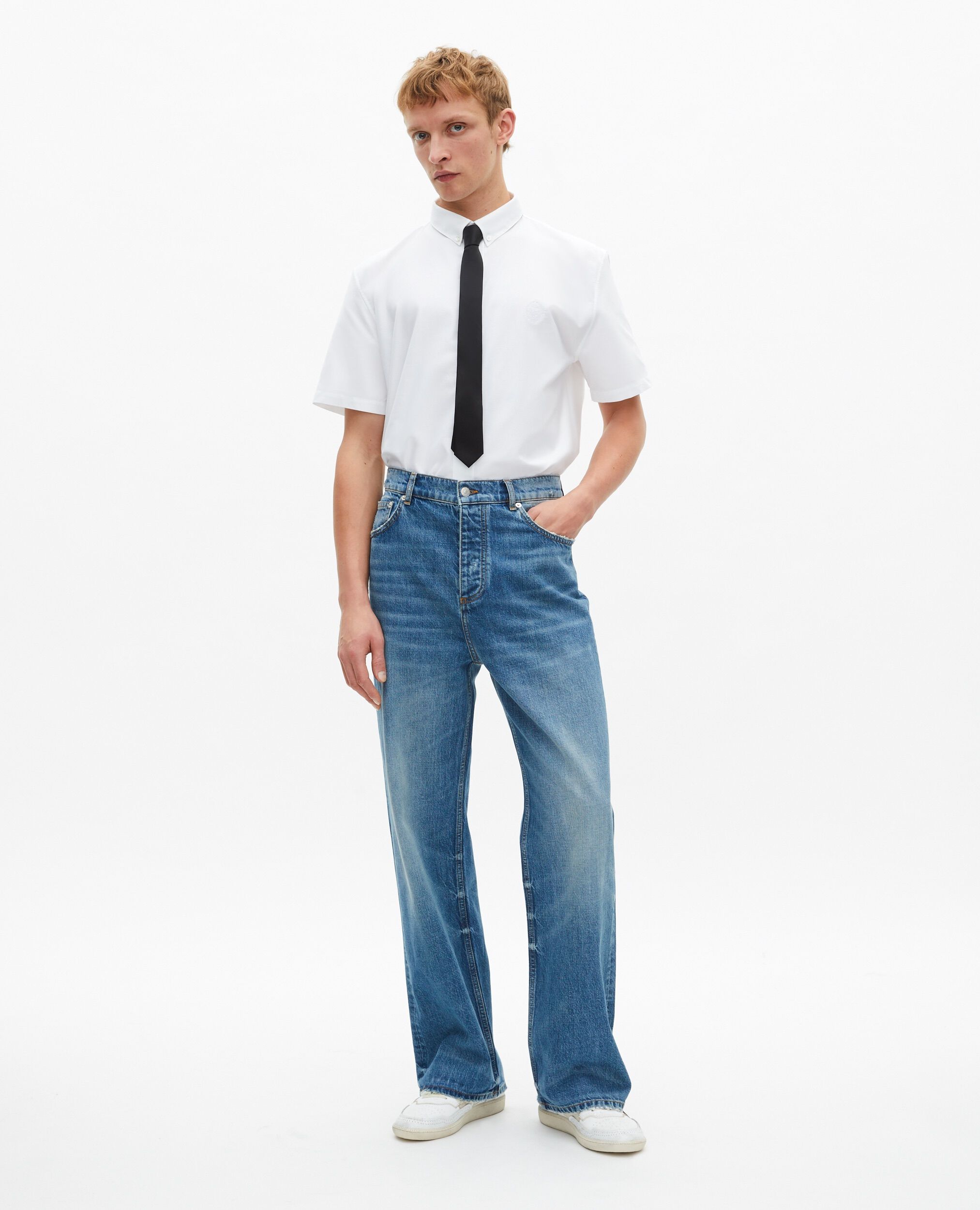 Short-sleeved shirt with white blazon, WHITE, hi-res image number null