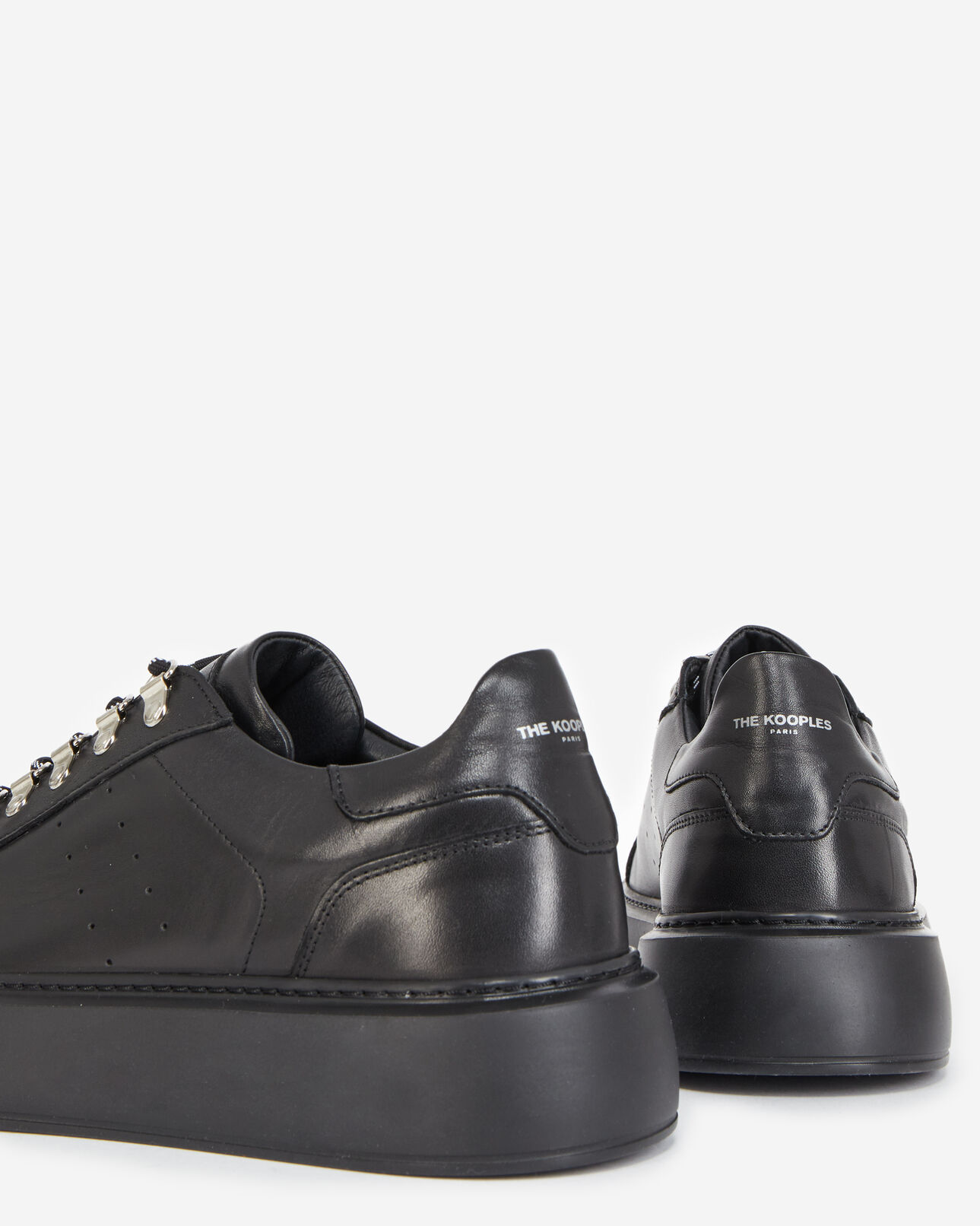 The Kooples HOMME BLACK baskets compensées noires cuir à œillets