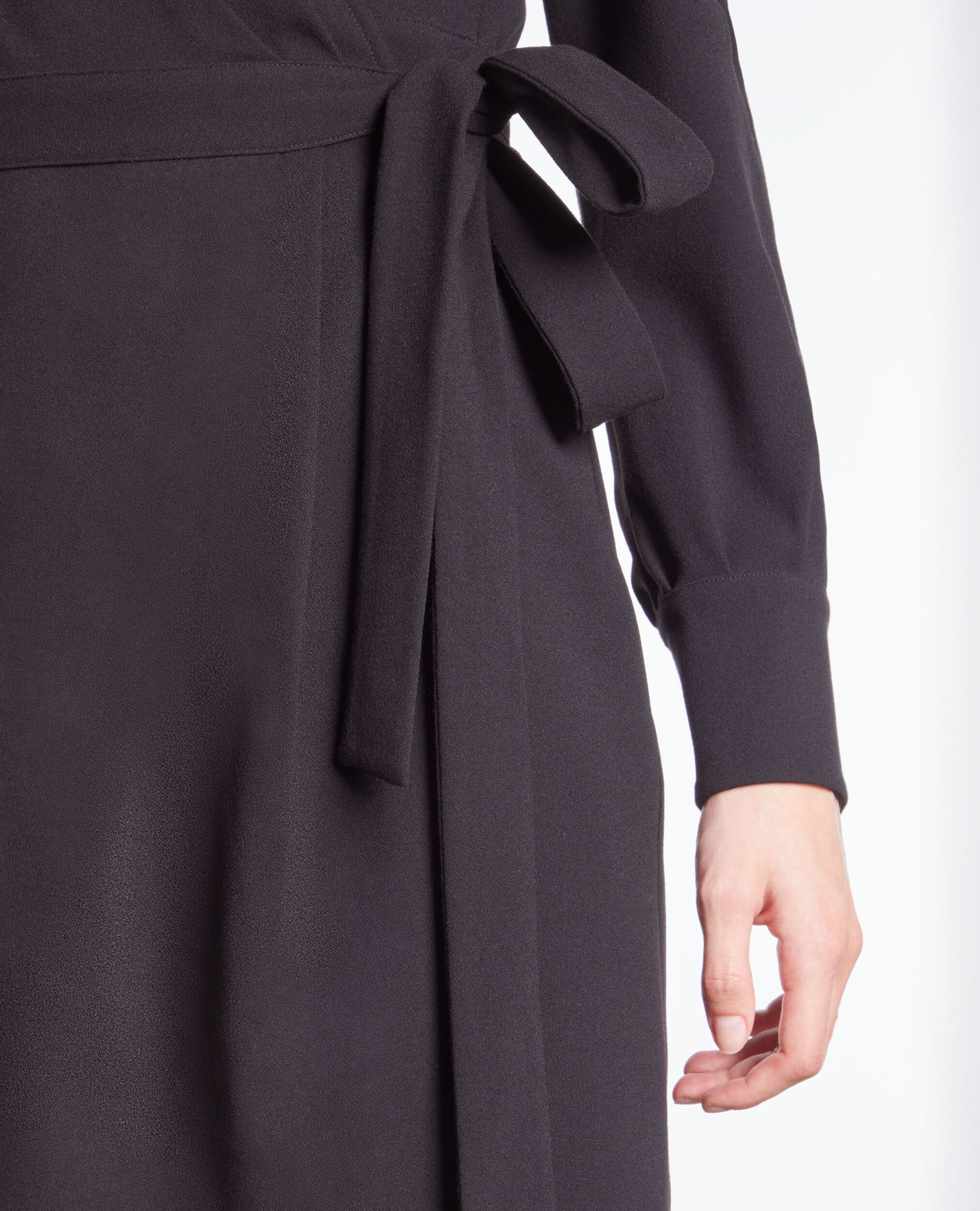 Robe portefeuille courte noire en crêpe, BLACK, hi-res image number null