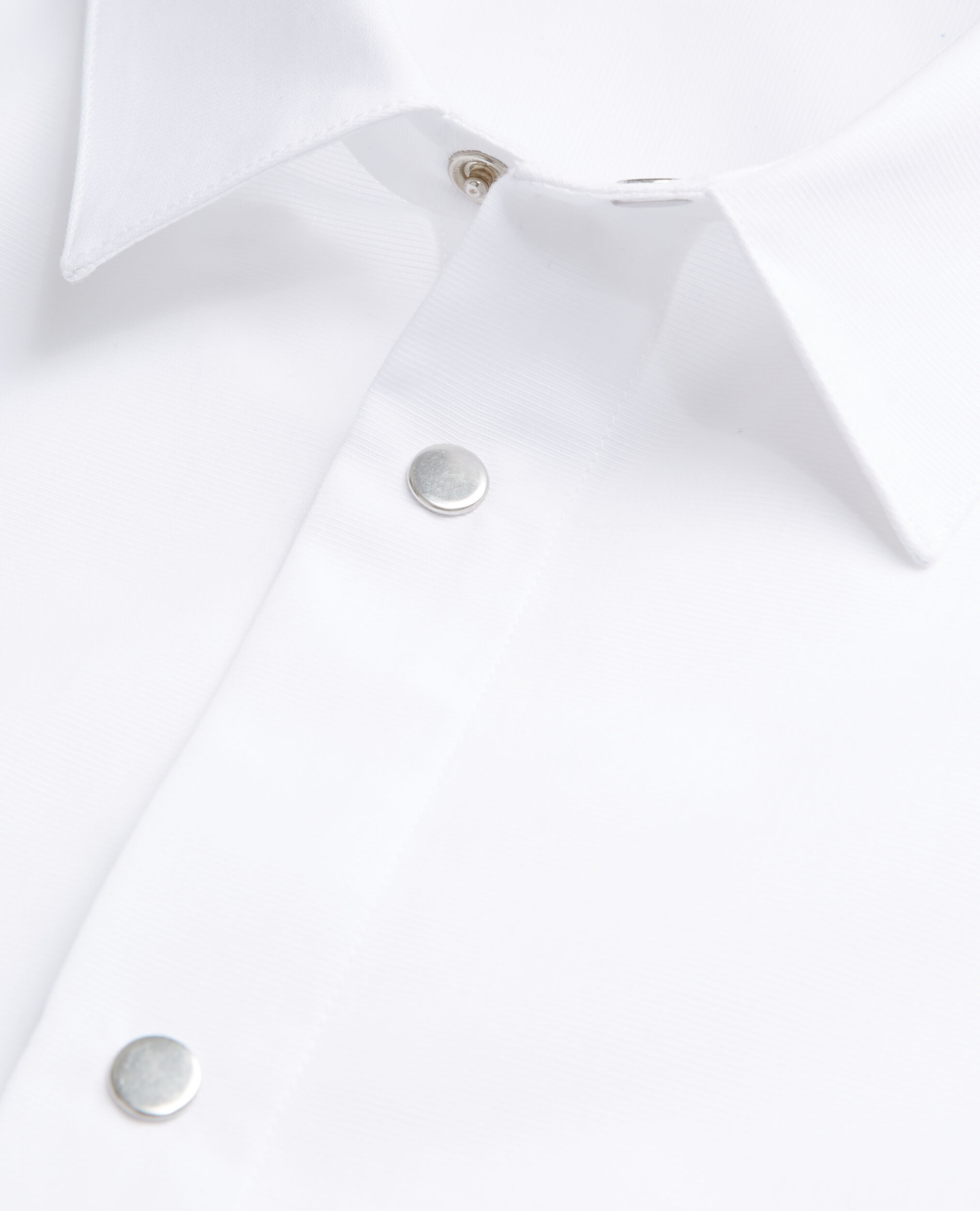 Fitted white store dress shirt