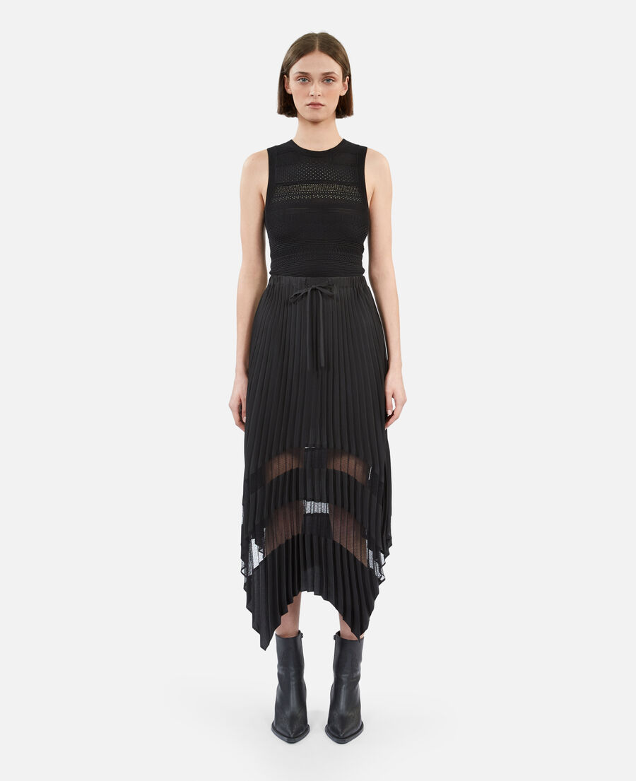 long black pleated skirt