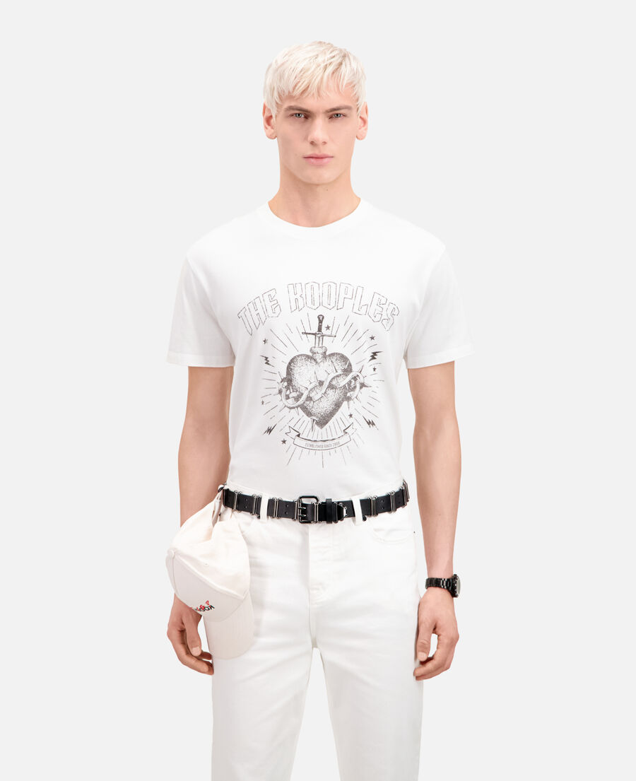 camiseta blanca serigrafía dagger through heart para hombre