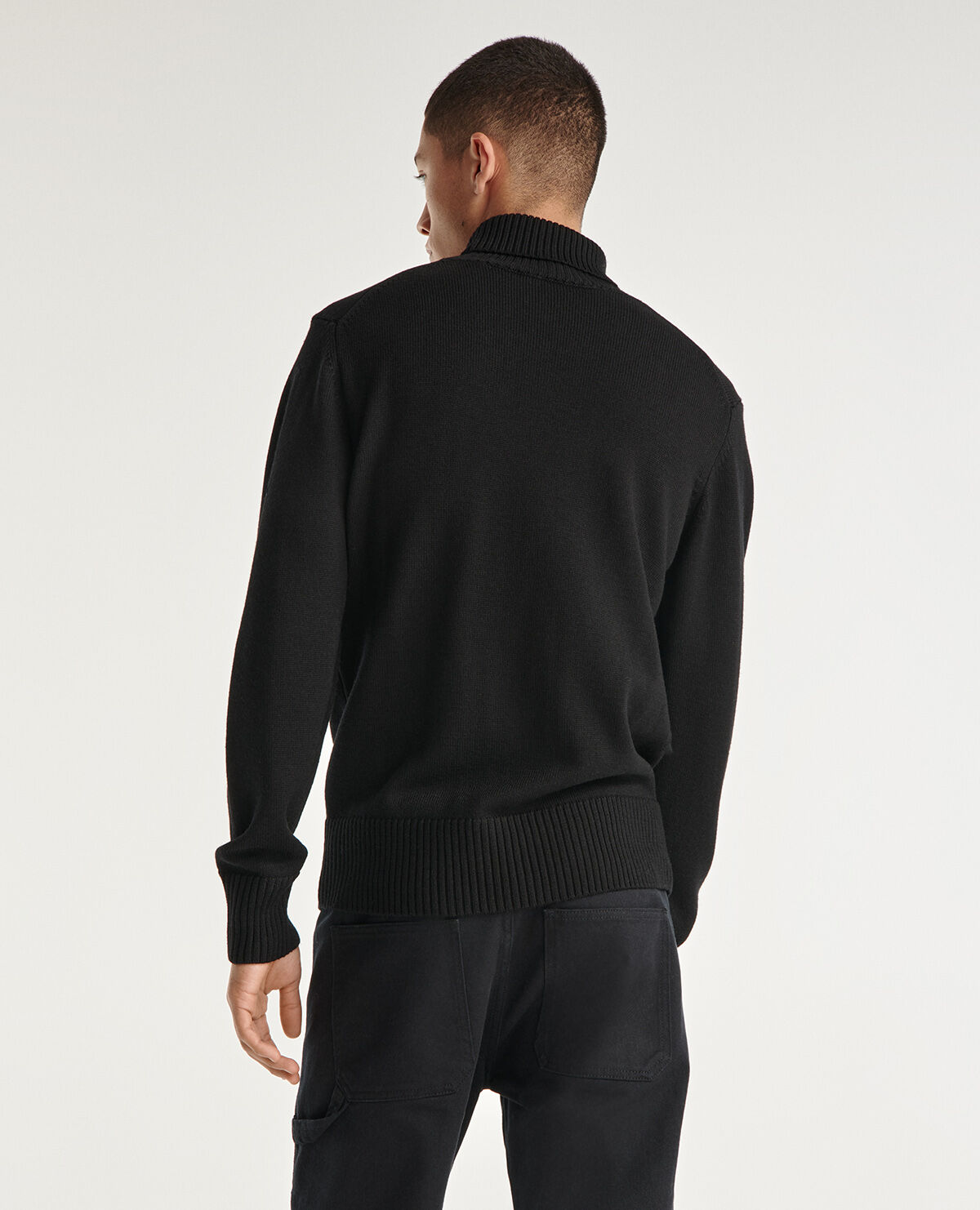 Turtleneck black outlet sweater