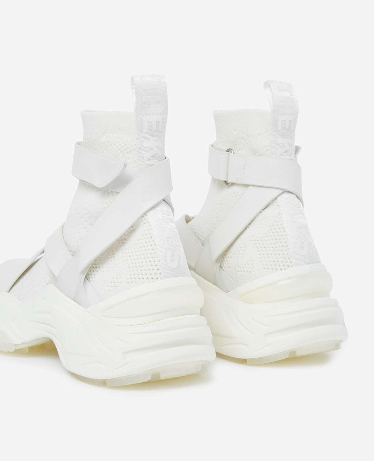 High top chunky trainers deals