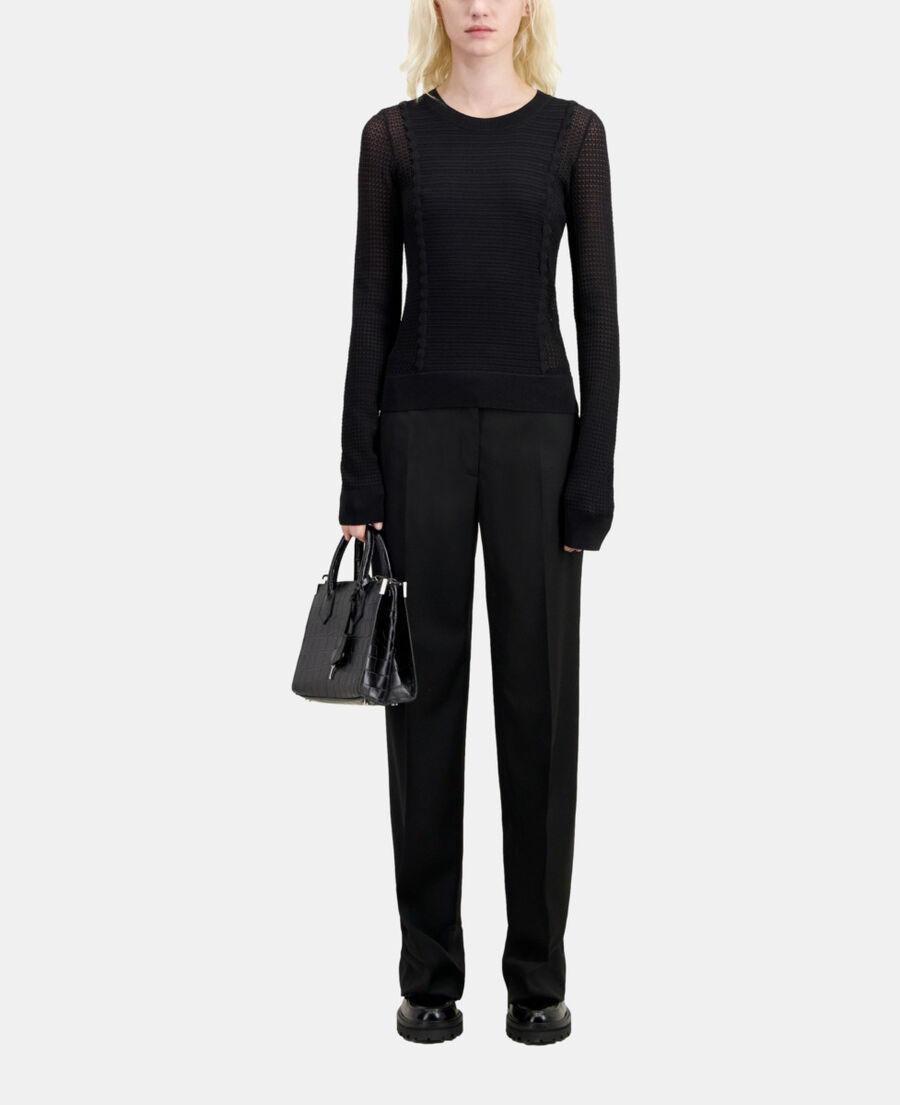 pull noir en maille ajourée