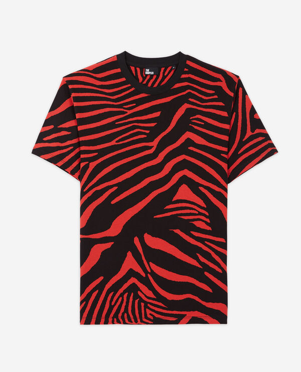 men's red printed t-shirt