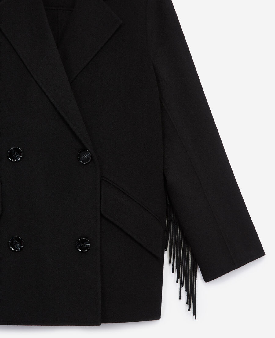 abrigo negro corto de lana con flecos