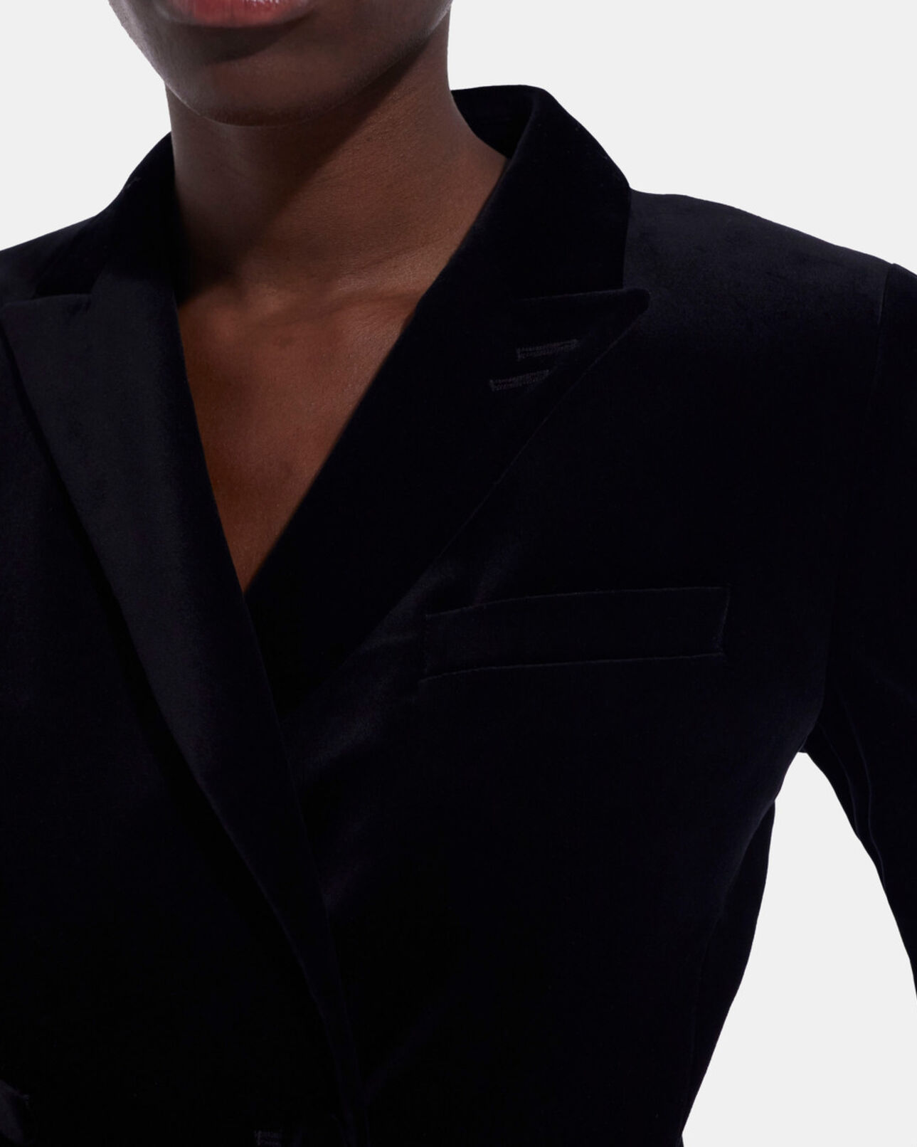 The Kooples FEMME BLACK veste de costume en velours noire