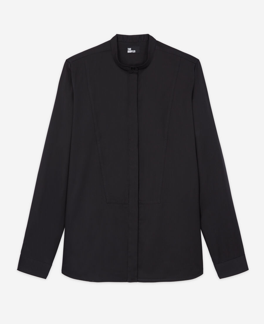 black shirt