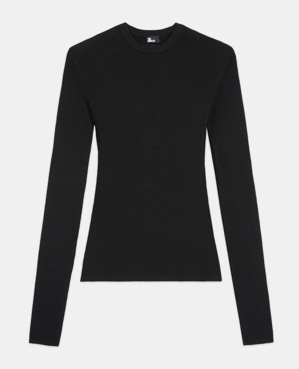 Black wool sweater
