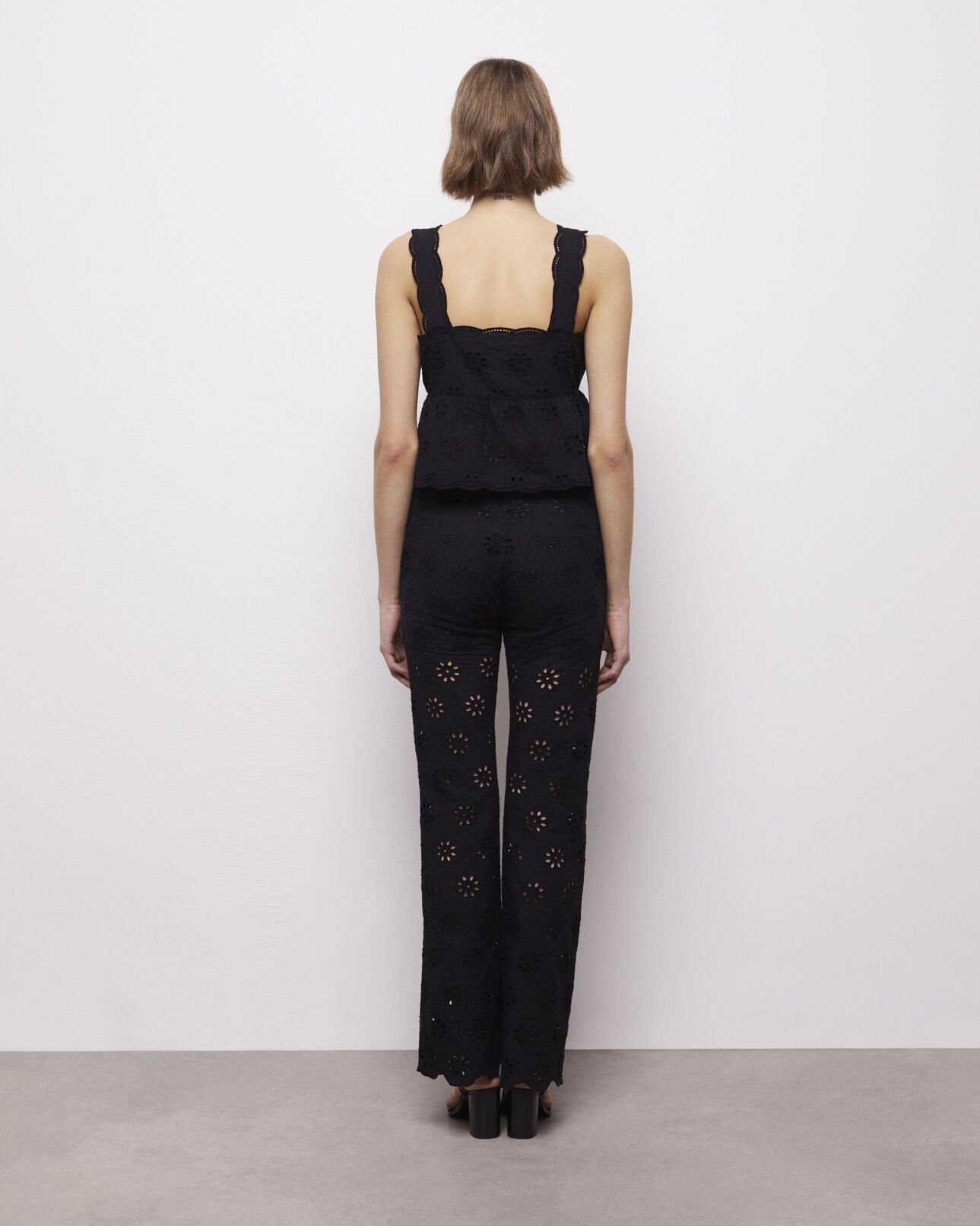The Kooples FEMME BLACK pantalon noir en broderie anglaise
