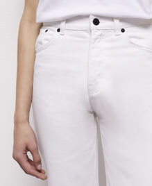 , WHITE, hi-res image number null