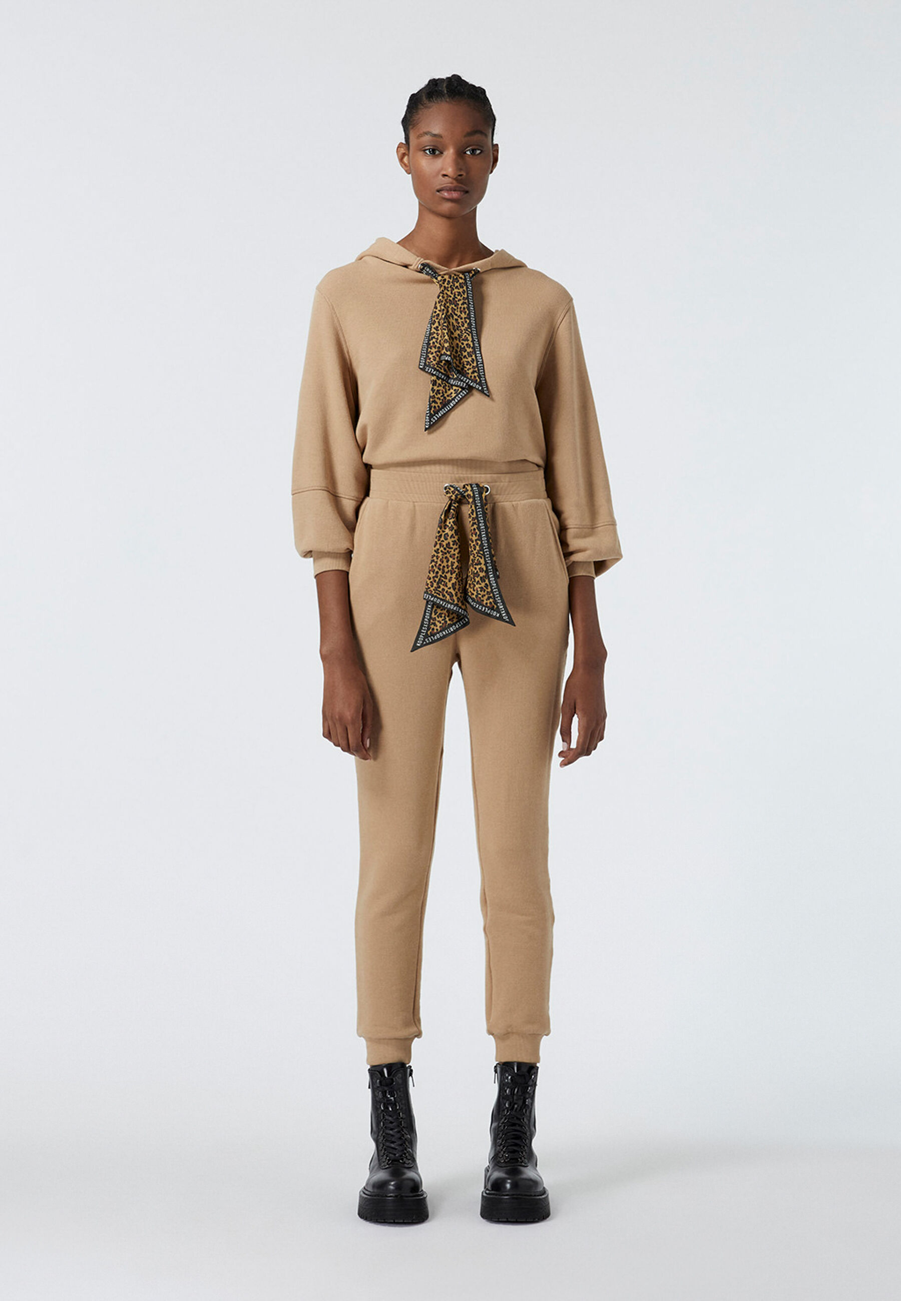 Zara jogging suit new arrivals