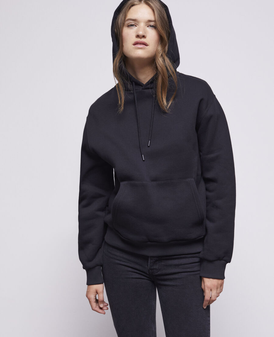 sudadera logotipo negra