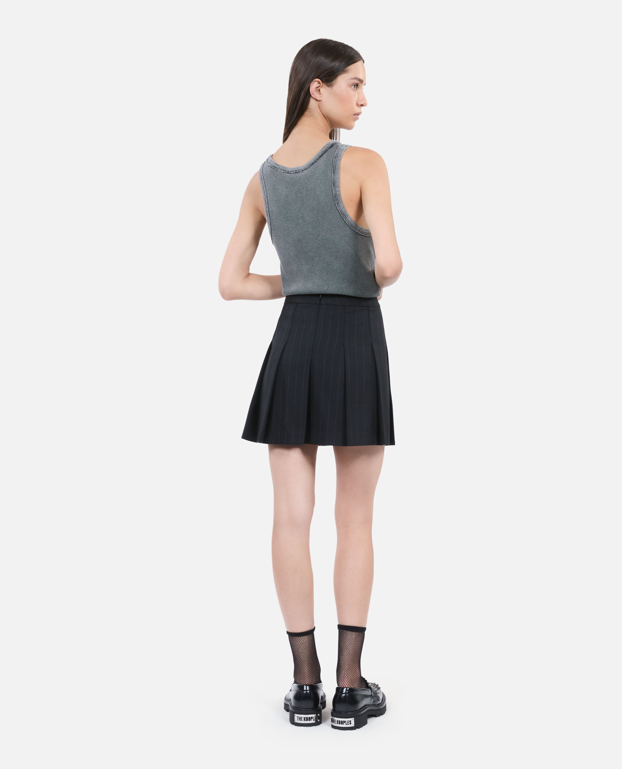 Pleated short wrap skirt shop