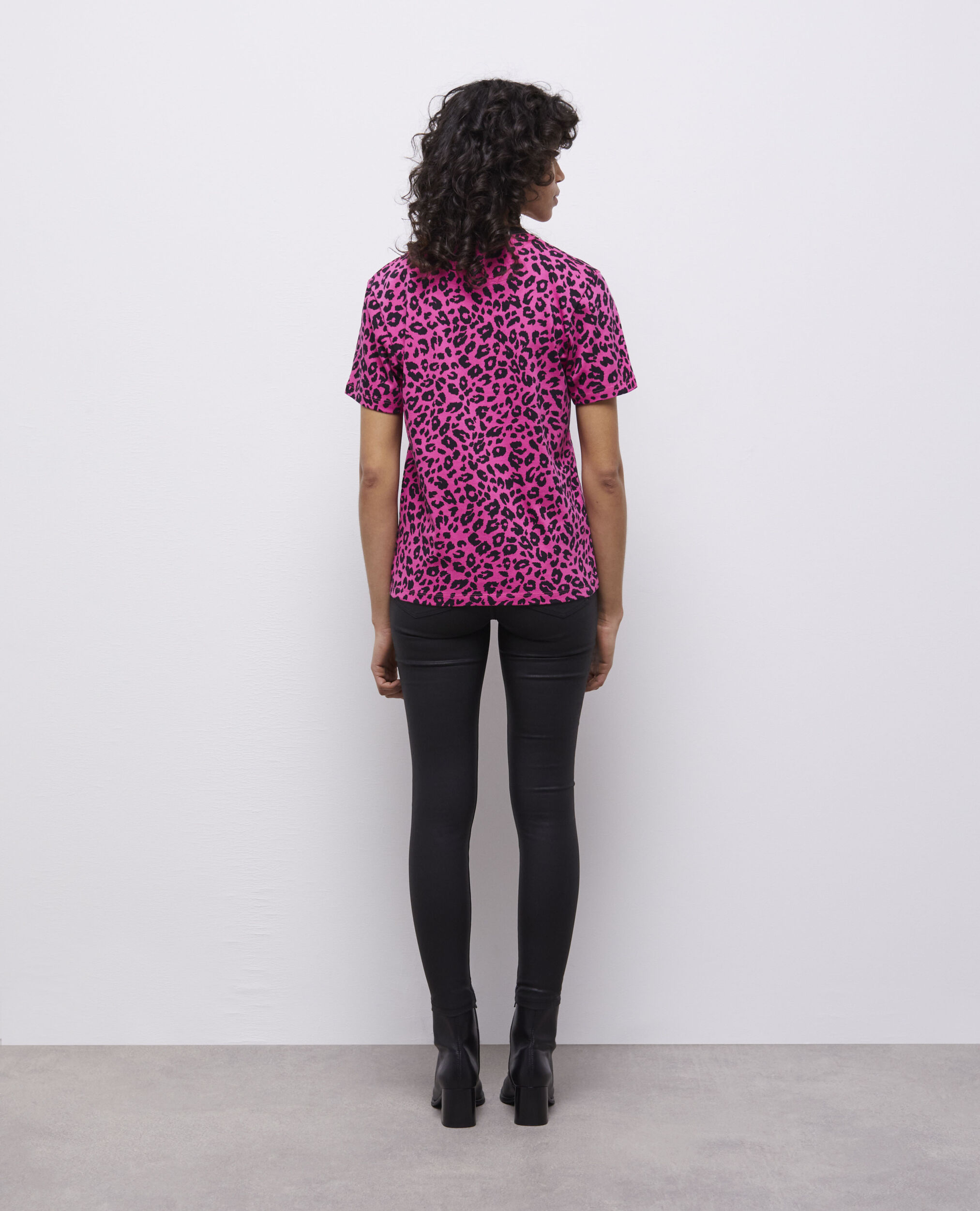 Camiseta estampado para mujer, BLACK / PINK, hi-res image number null