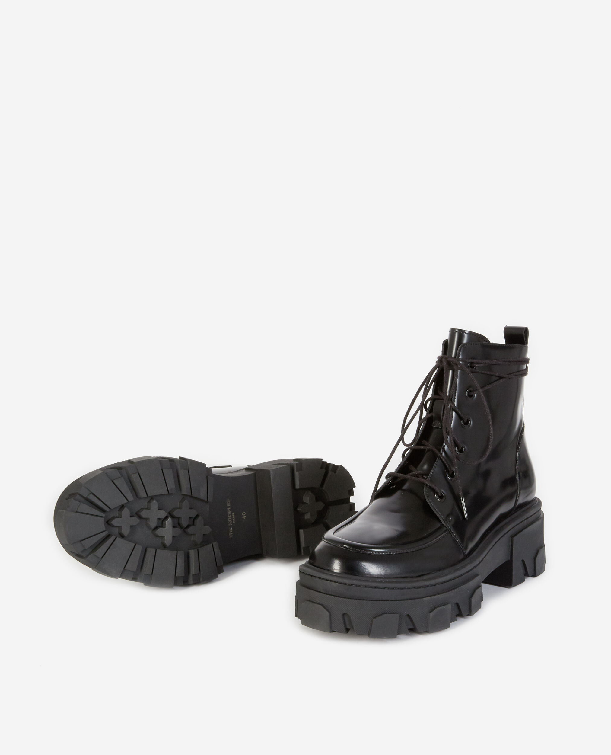 Black leather ankle boots with notched sole, BLACK, hi-res image number null