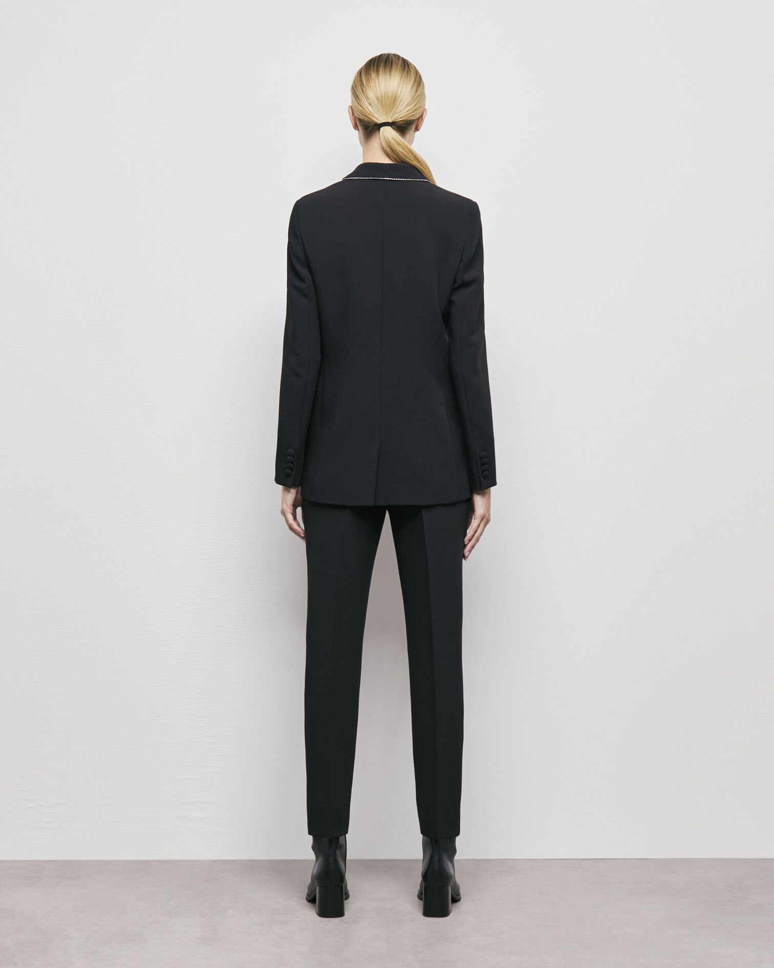 , BLACK, hi-res image number null