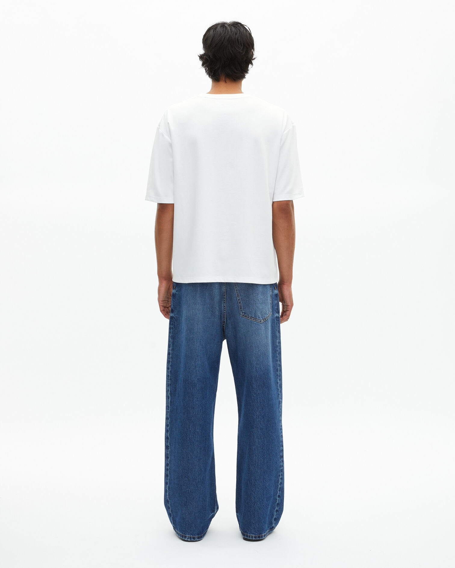 Large plain white T-shirt, WHITE, hi-res image number null