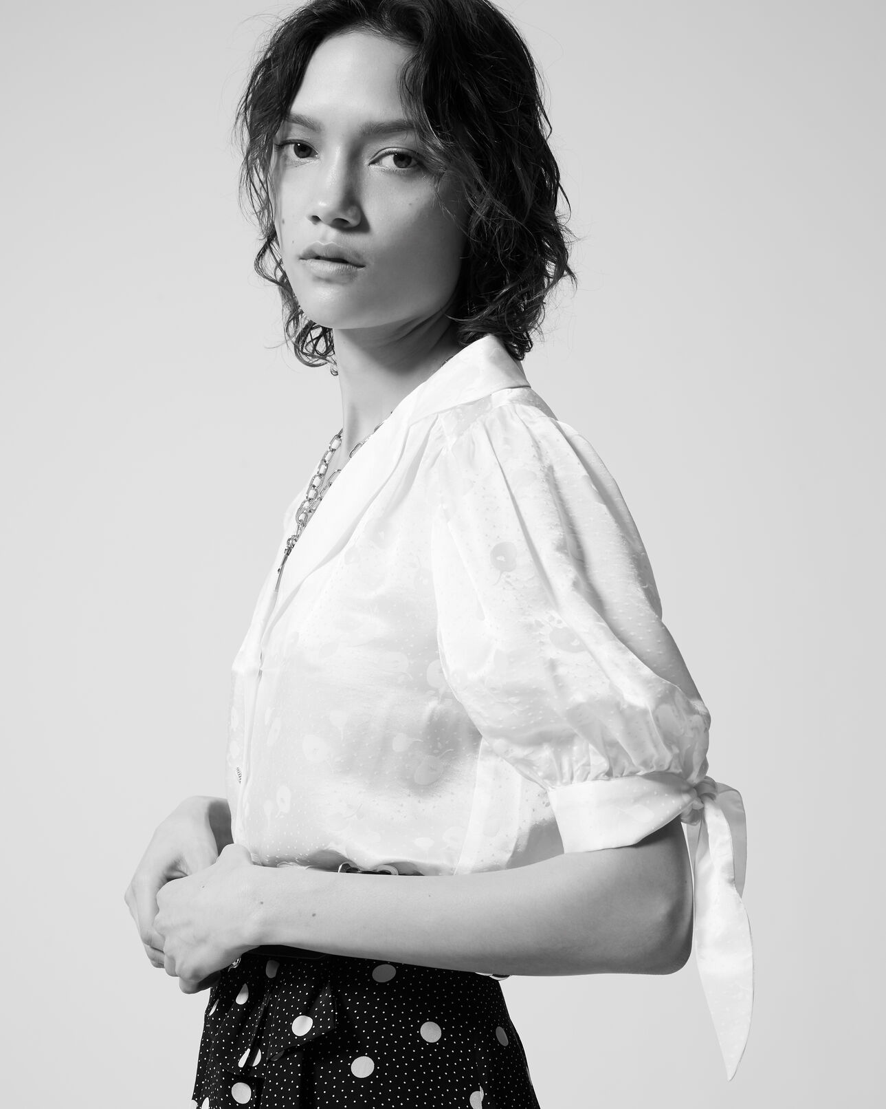 The Kooples DAMEN ECRU satiniertes kurzarmhemd in ecrufarben