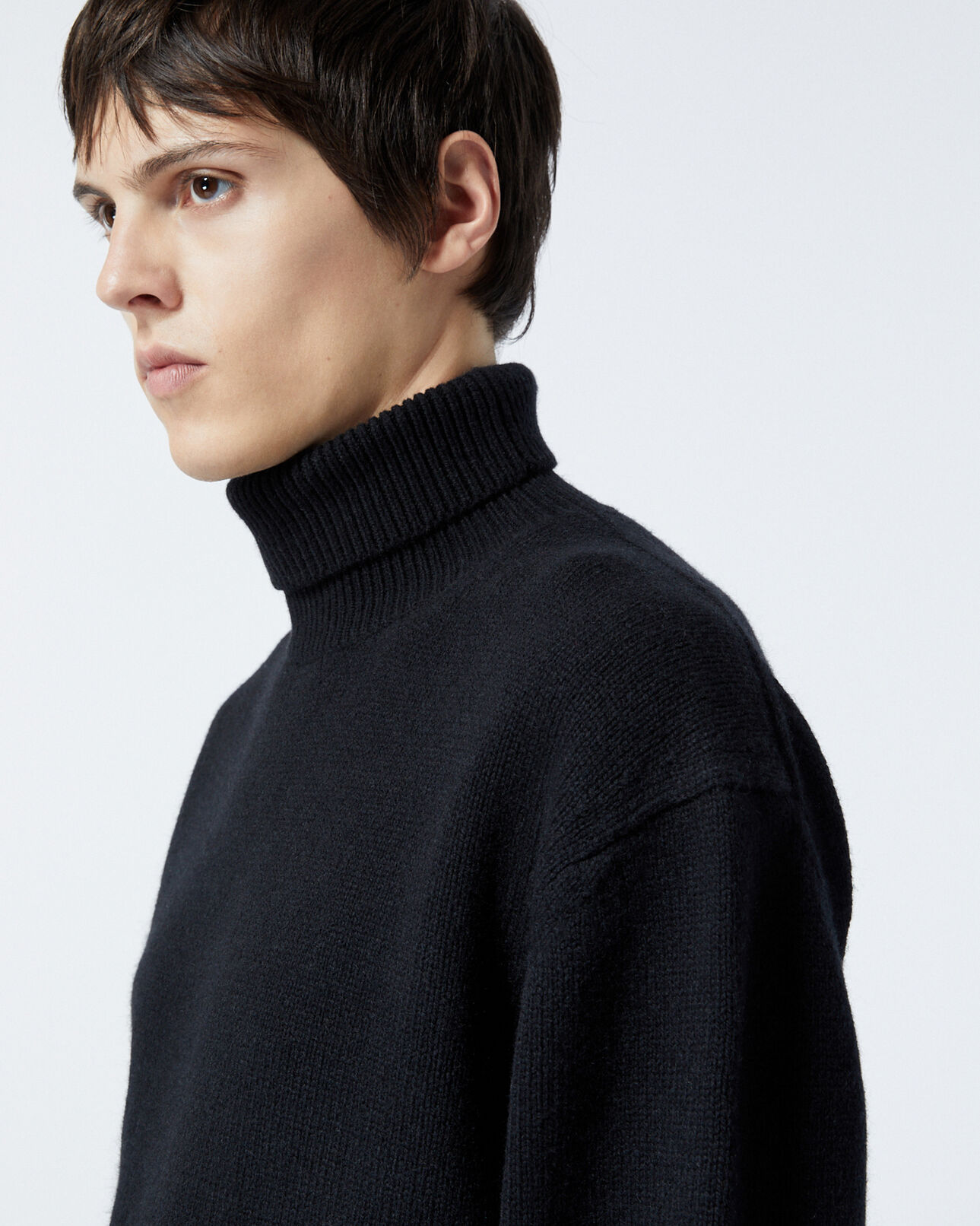 The Kooples HOMME BLACK pull laine noir à col roulé et étiquette