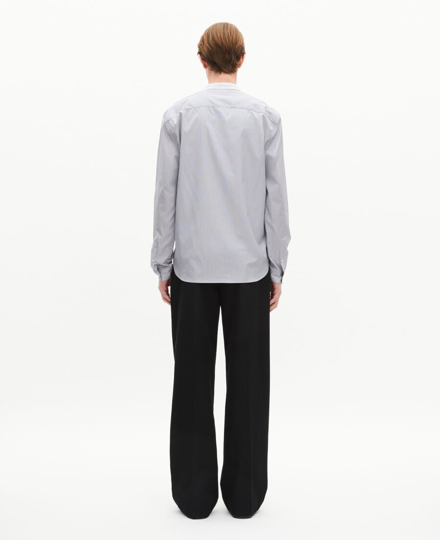 The Kooples HERREN WHITE / BLUE hemd mit offizierskragen und feinen streifen in hellblau