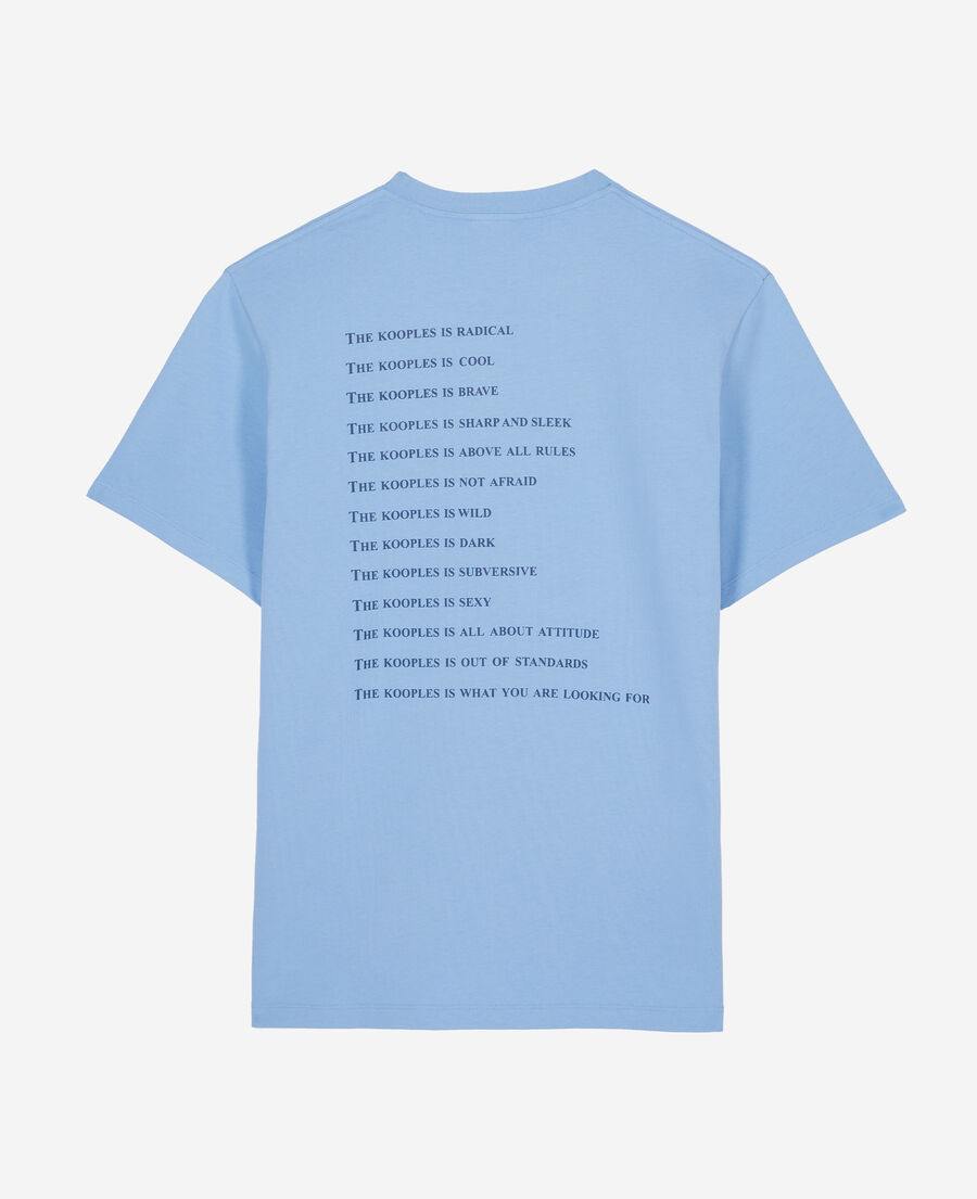 himmelblaues t-shirt mit what is-schriftzug