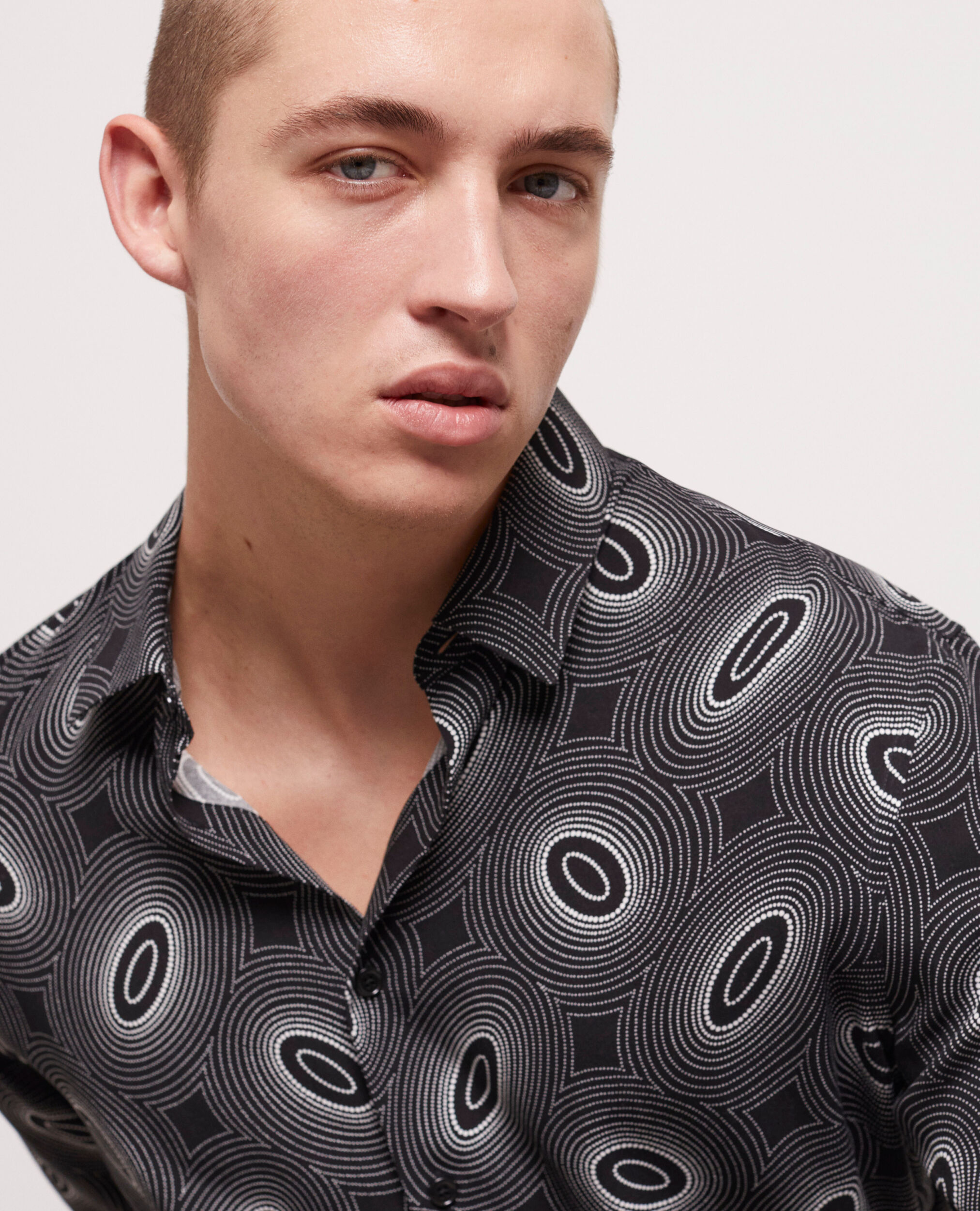Chemise col classique imprimée, BLACK WHITE, hi-res image number null