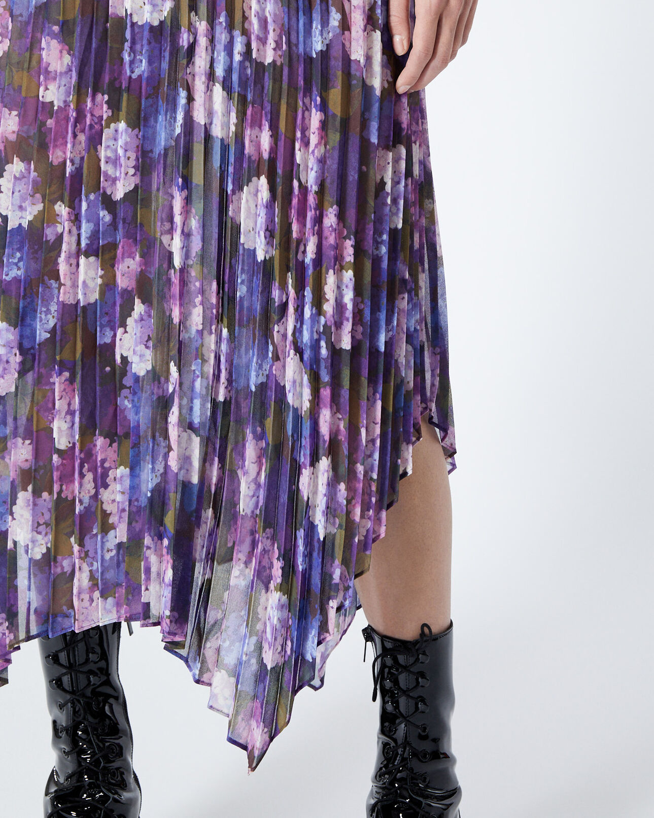 The Kooples DAMEN MULTICOLOR plissiertes langes kleid mit lila print