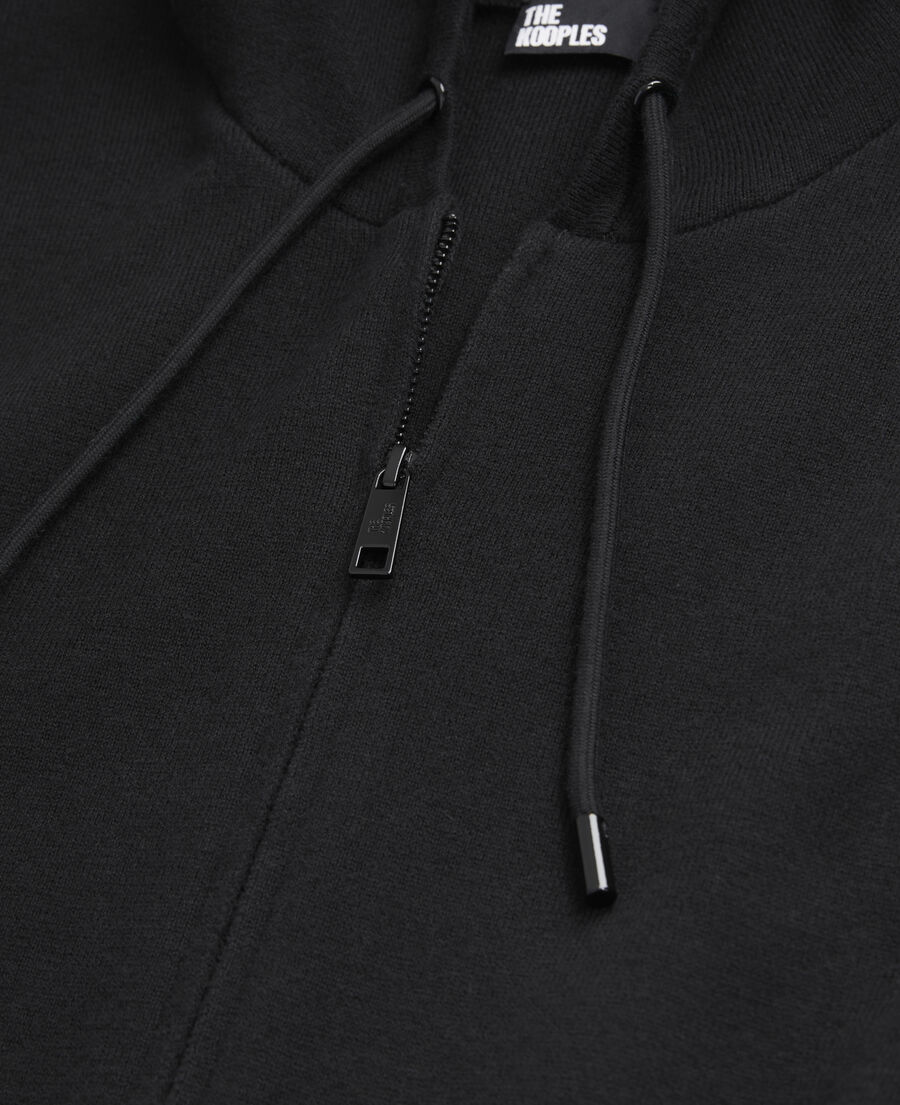 The Kooples HERREN BLACK - RED schwarzer cardigan mit kapuze aus wolle