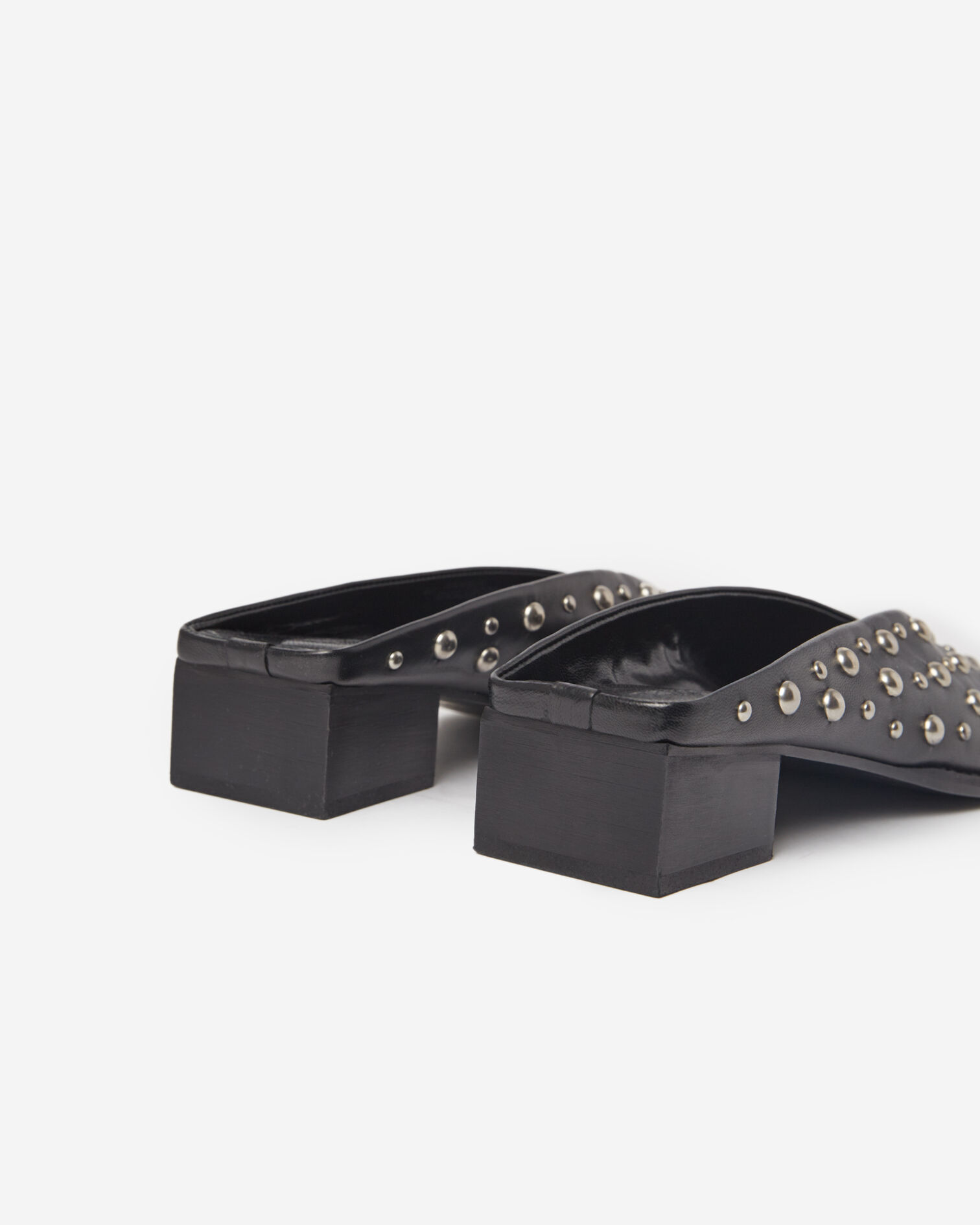 Mules cuir noires plates détails cloutés, BLACK, hi-res image number null