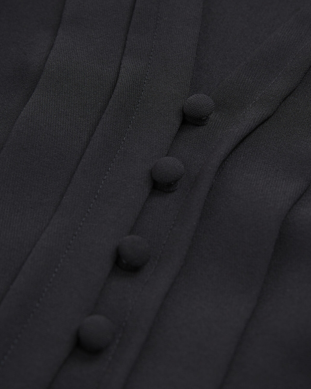 The Kooples DAMEN BLACK krepptop schwarz v-ausschnitt knöpfe bezogen