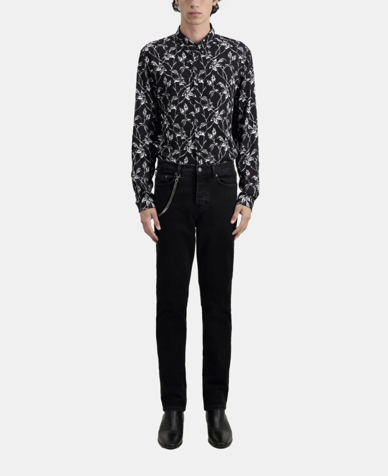 The Kooples HERREN BLACK WASHED schwarze jeans mit geradem bein und kette