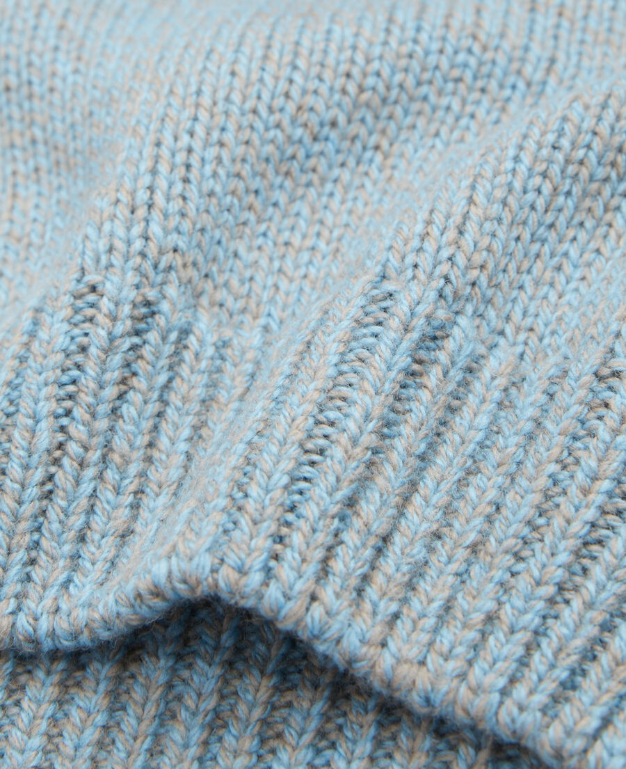 pull laine bleu clair col rond classique