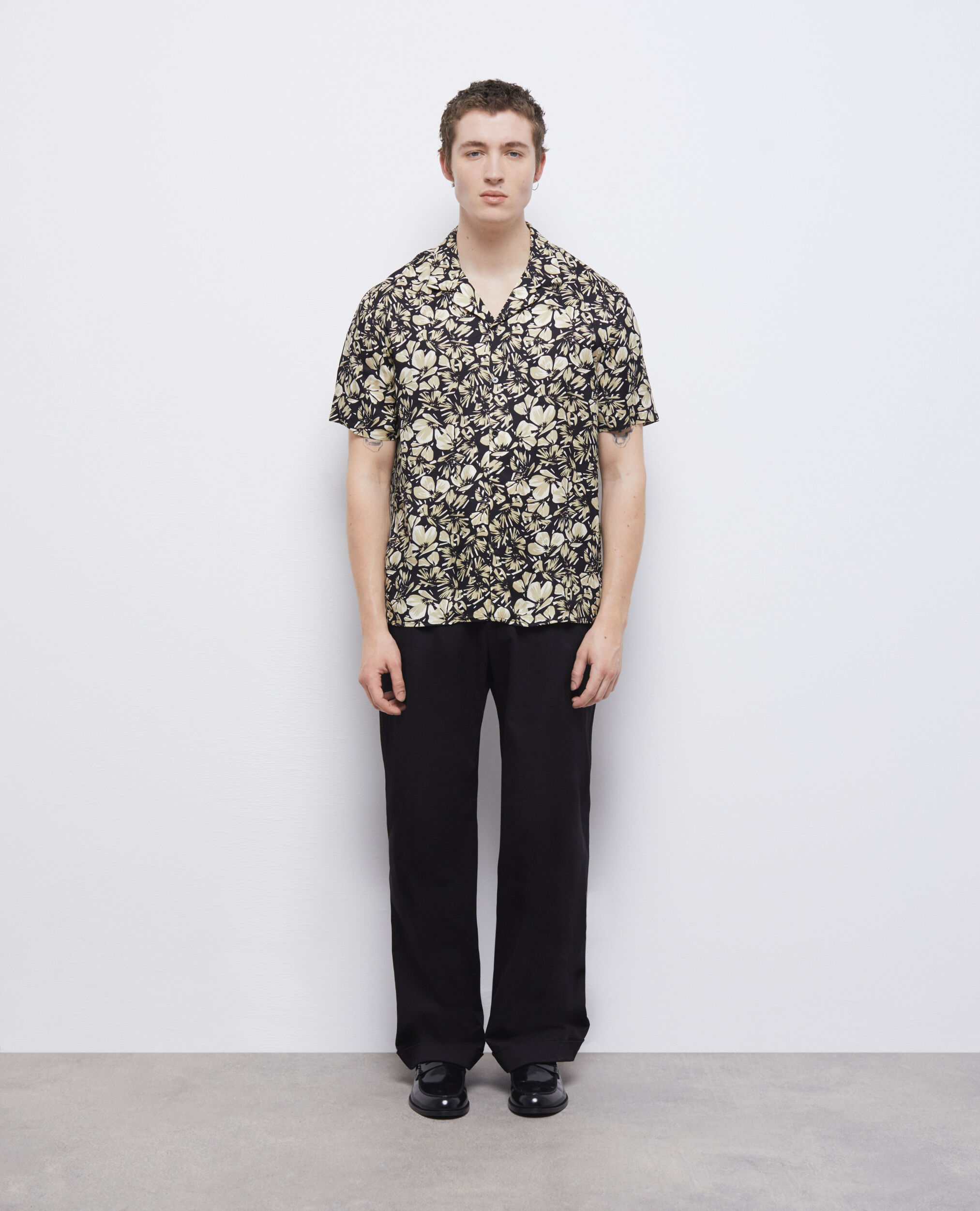 Hemd mit Hawaiikragen und Blumenmuster, BLACK BROWN, hi-res image number null