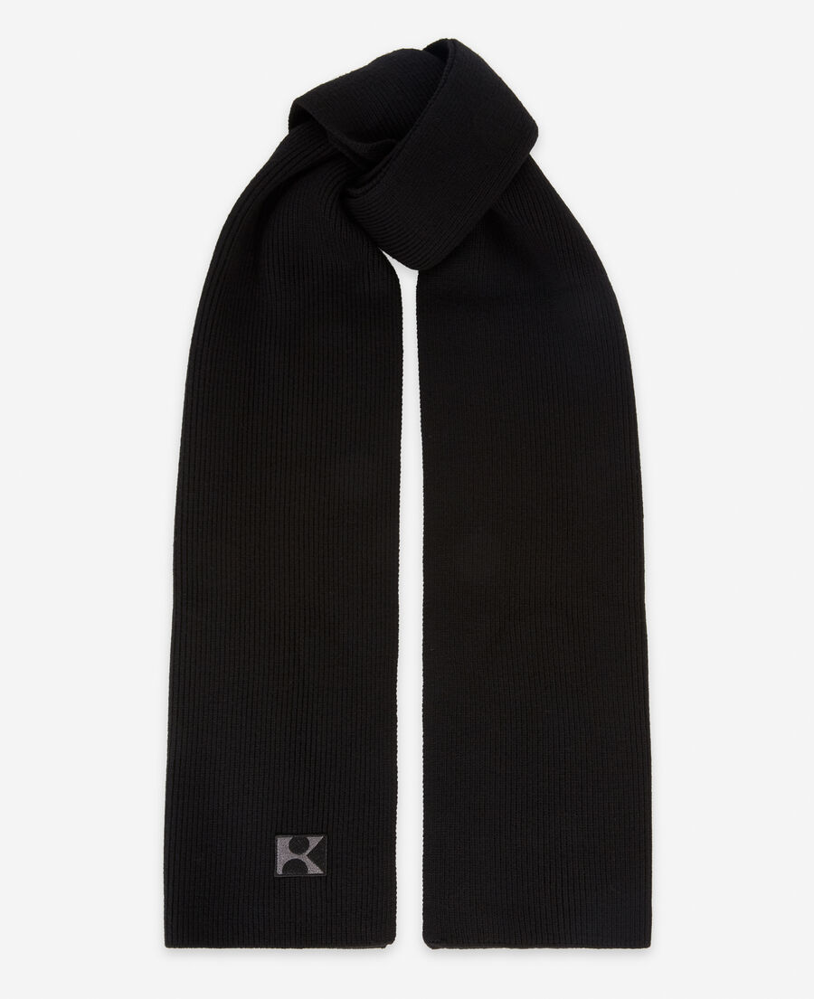 black wool scarf with woven edging