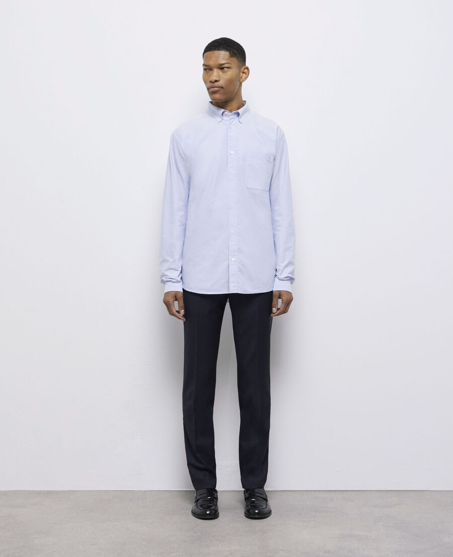 camisa azul de algodón