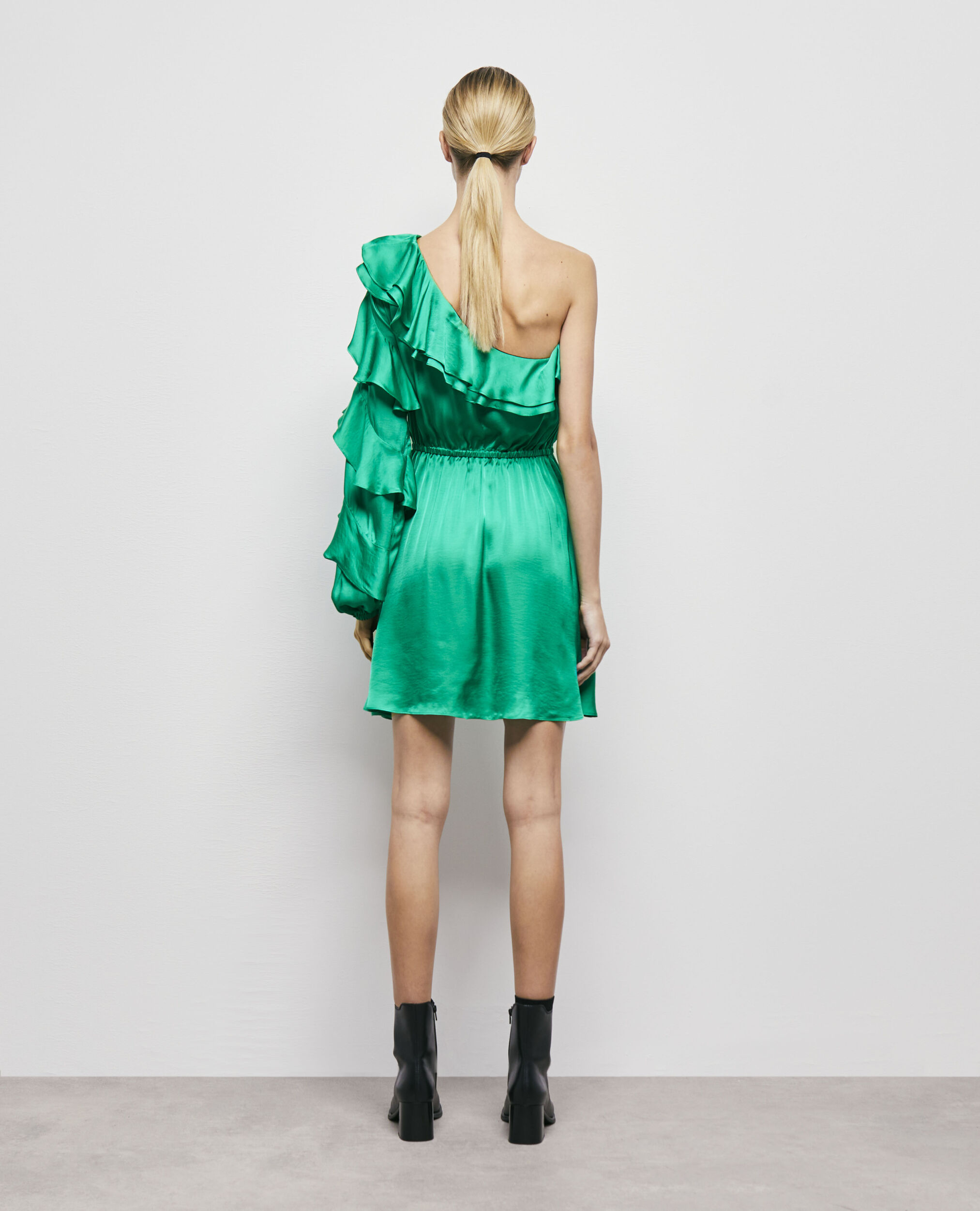 Kurzes, grünes, asymmetrisches Kleid, GREEN, hi-res image number null