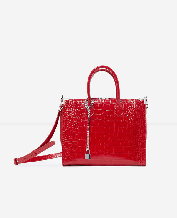 bolso grande rojo efecto caimán, piezas metálicas plateadas ming
